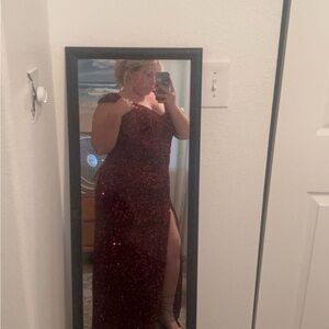 Elegant Burgundy Sequin Dress